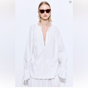 De Rococo Ruffled Poplin Blouse